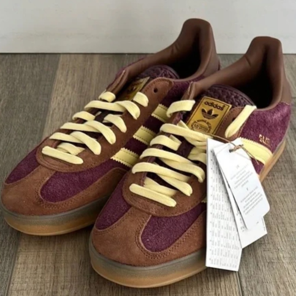 Adidas Originals Gazelle Indoor Sneakers in Maroon Brown and Size 8.5